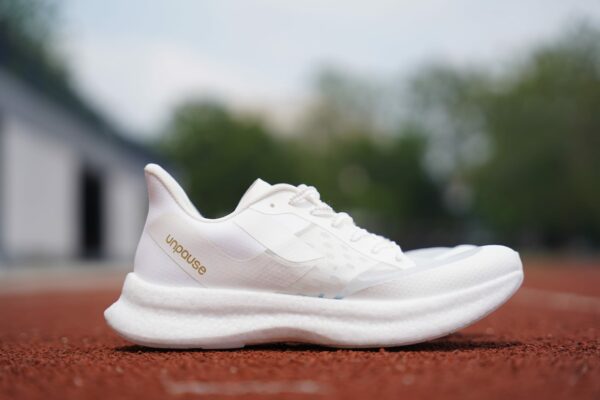 Unpause atlas model 2023 royal white – https://unpauseshoes.com/shop/atlas/unpause-atlas-model-2023-royal-white/