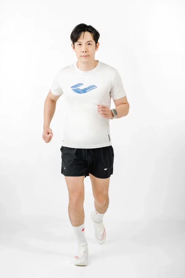 UNPAUSE IAMX WHITE 01 scaled – https://unpauseshoes.com/shop/super-u-running-shirt/unpause-super-u-running-shirt-white/