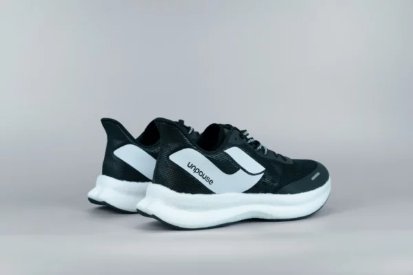 UNPUASE Atlas BLACKWHITE SIDEVIEW – https://unpauseshoes.com/shop/atlas/unpause-atlas-blackwhite/